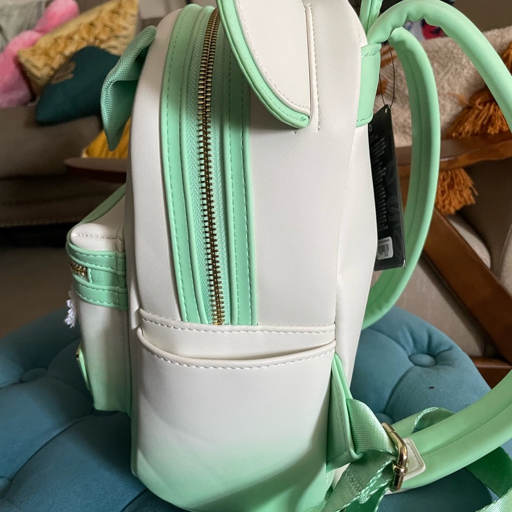 Spring Loungefly mini backpack - Picture 3 of 4